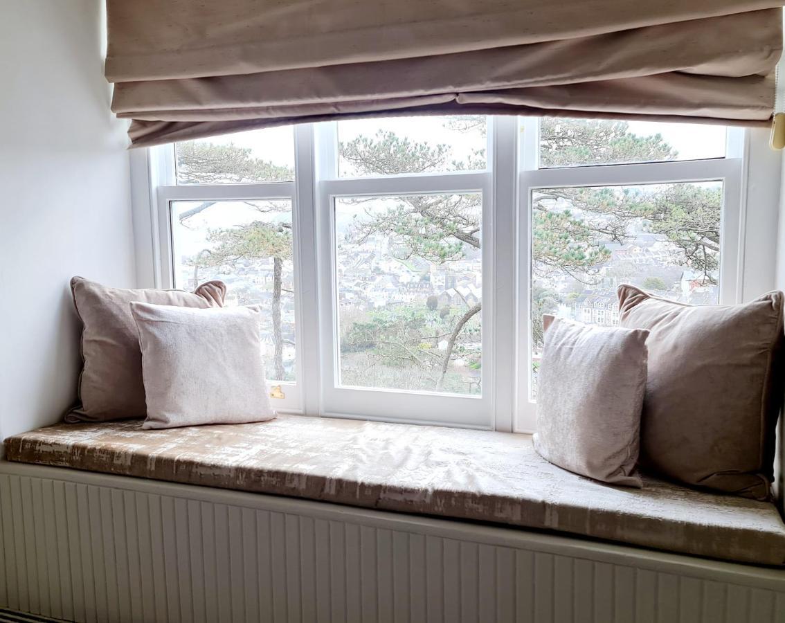 Westwell Hall Guest Accommodation, Bed & Breakfast, Luxury Rooms Ильфракомб Экстерьер фото